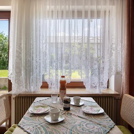 Apartment Haus Flora